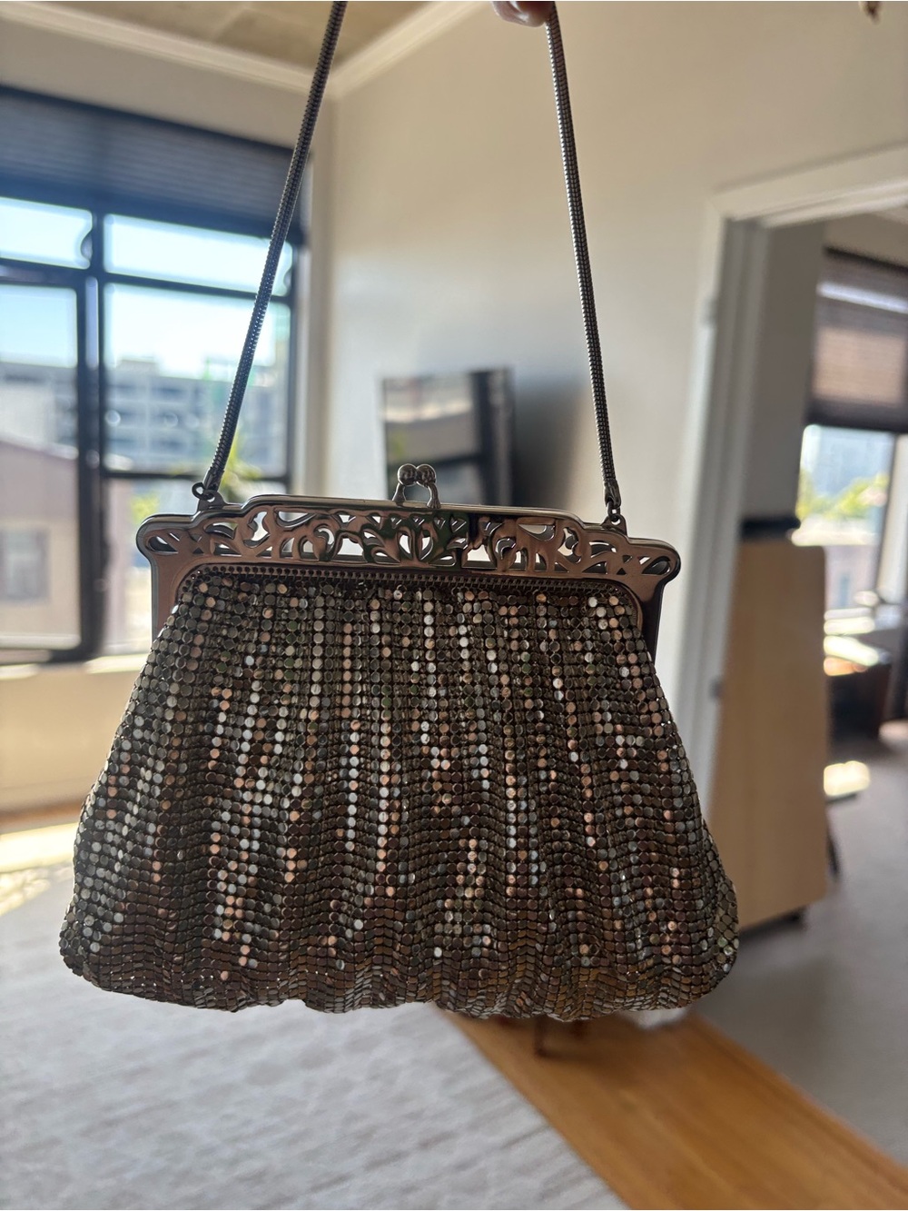 Vintage Silver Mesh Evening Handbag - Sparkle - Picture 3 of 3